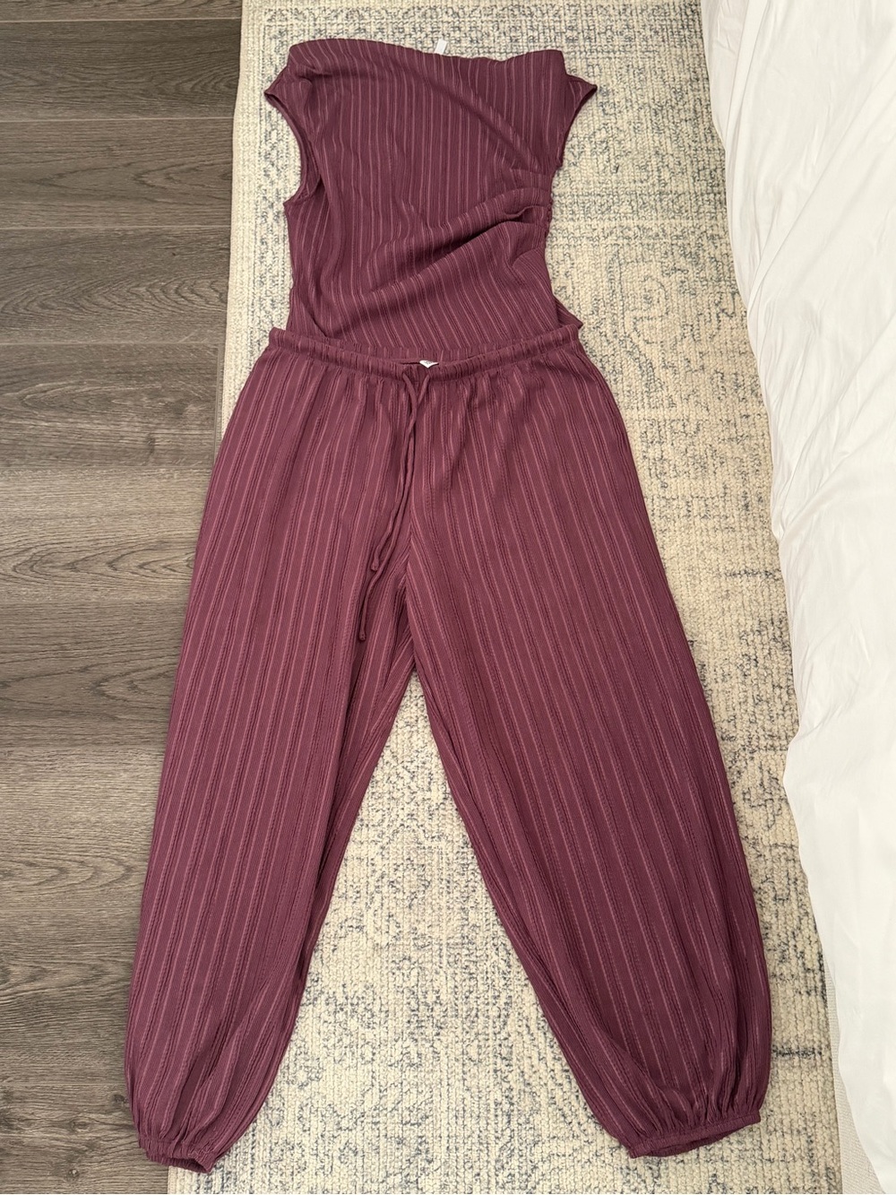 H&M • Matching Set • Ribbed, Off Shoulder Top & Flowy Pants - Dusty Purple